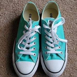 Mint green converse